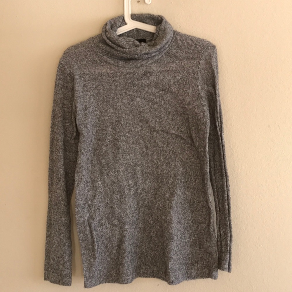 Forever 21 knit gray turtleneck sweater